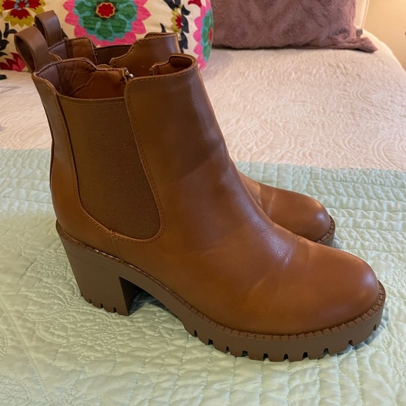 Brown chunky bootie - Picture 2 of 4